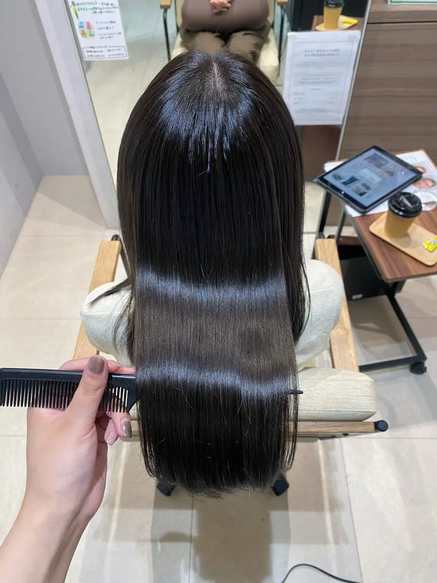 ロング カラー 透明感カラー トリートメント ヘアカラー 艶髪/髪質改善/井出 くるみのヘアスタイル
