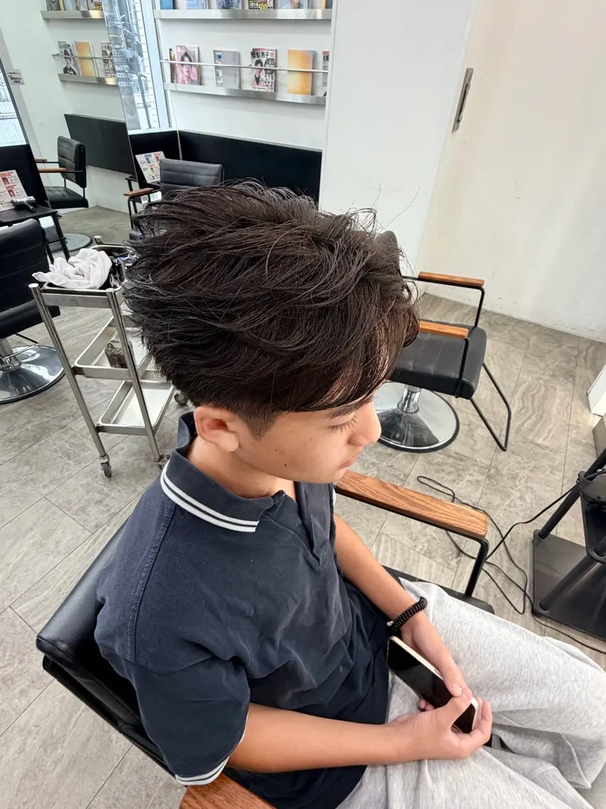 メンズ センターパート フェザーパーマ メンズパーマ カット 静岡 / 毛流れ特化 /メンズヘア/真大のヘアスタイル