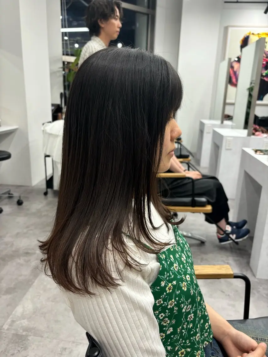 すきバサミを使わない柔らかくまとまりやすいlayer cut 🌻の写真