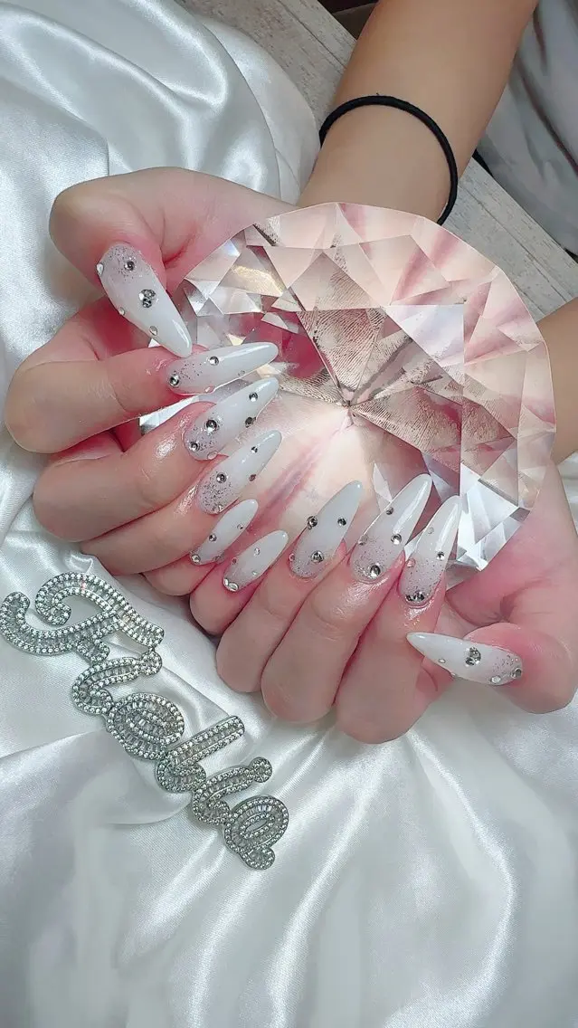ネイル ハンドネイル Fielia momoのネイルデザイン