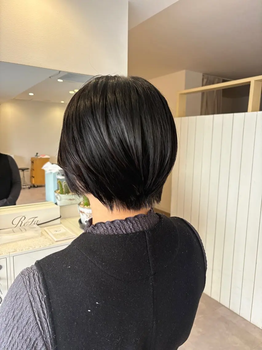 ショート ボブ レイヤーカット ショートヘア 新井 美優のヘアスタイル