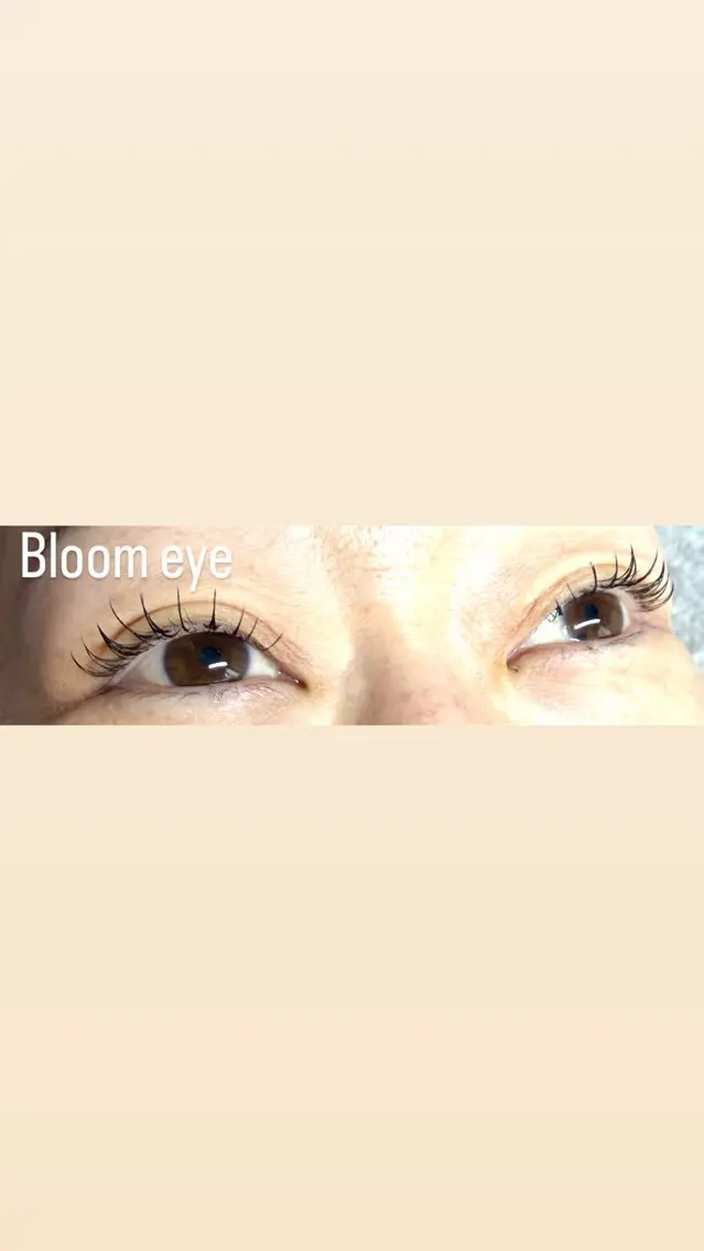 マツエク・マツパ フラットラッシュ Bloom eye 豊中 北緑丘の眉毛・アイブロウイメージ
