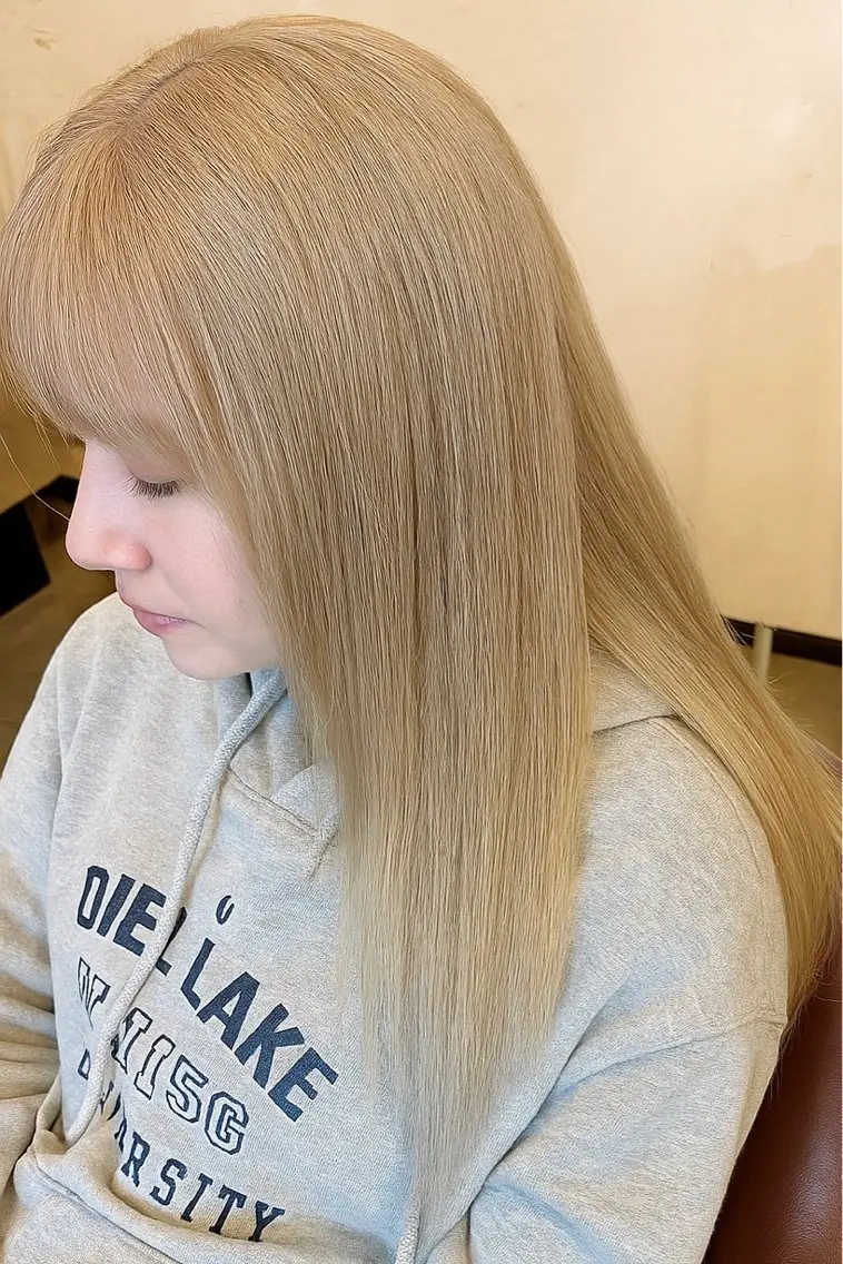 ロング カラー ベージュカラー ブリーチ ヘアカラー 🫧 のぞみ🫧のヘアスタイル