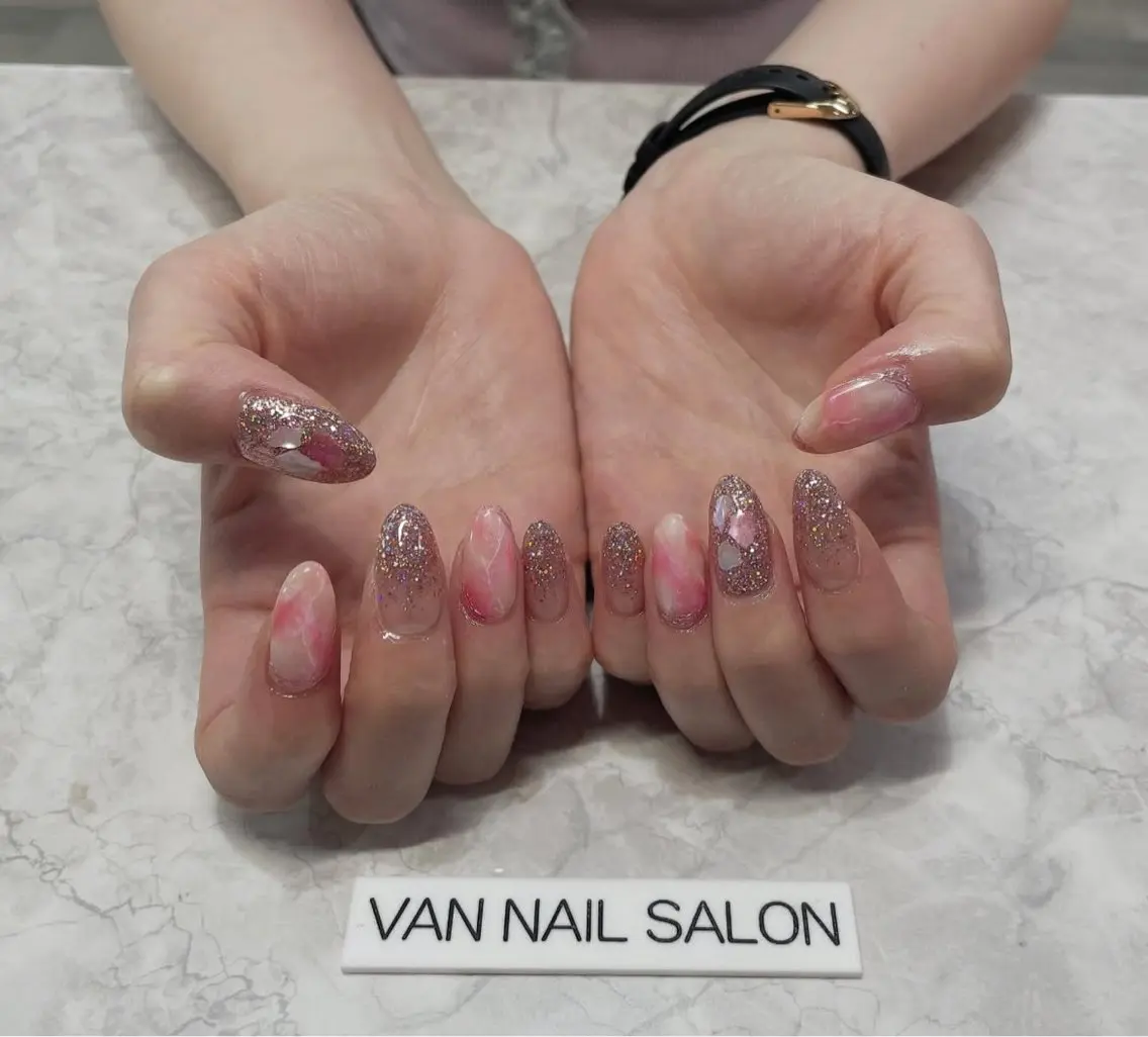 ネイル Van Nail Salonのネイルデザイン