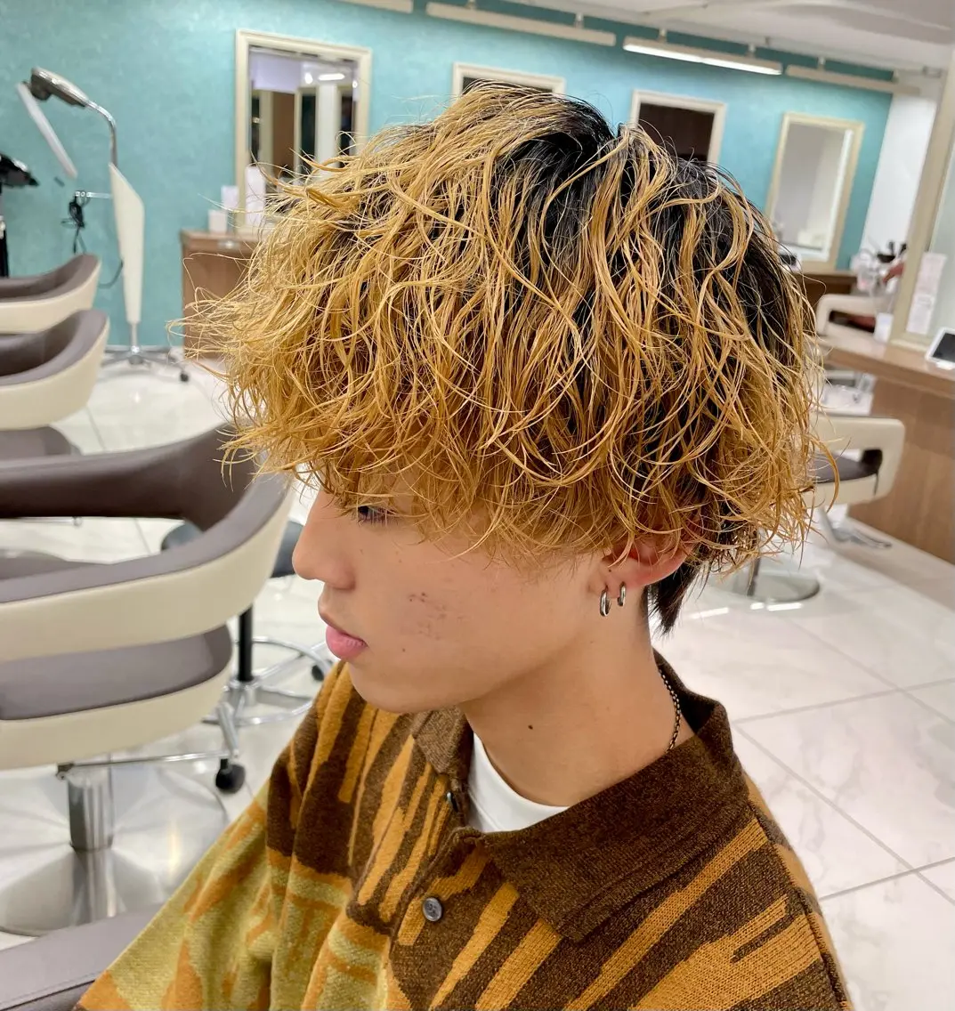 【ダメージレス】🍀メンズカット+ケアパーマ🍀【土日祝+1000円】《ケアパーマ/ブリーチパーマ》の写真