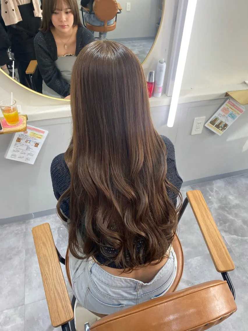 ロング カラー ベージュカラー オリーブベージュ ヘアカラー トリートメント momo ♡のヘアスタイル