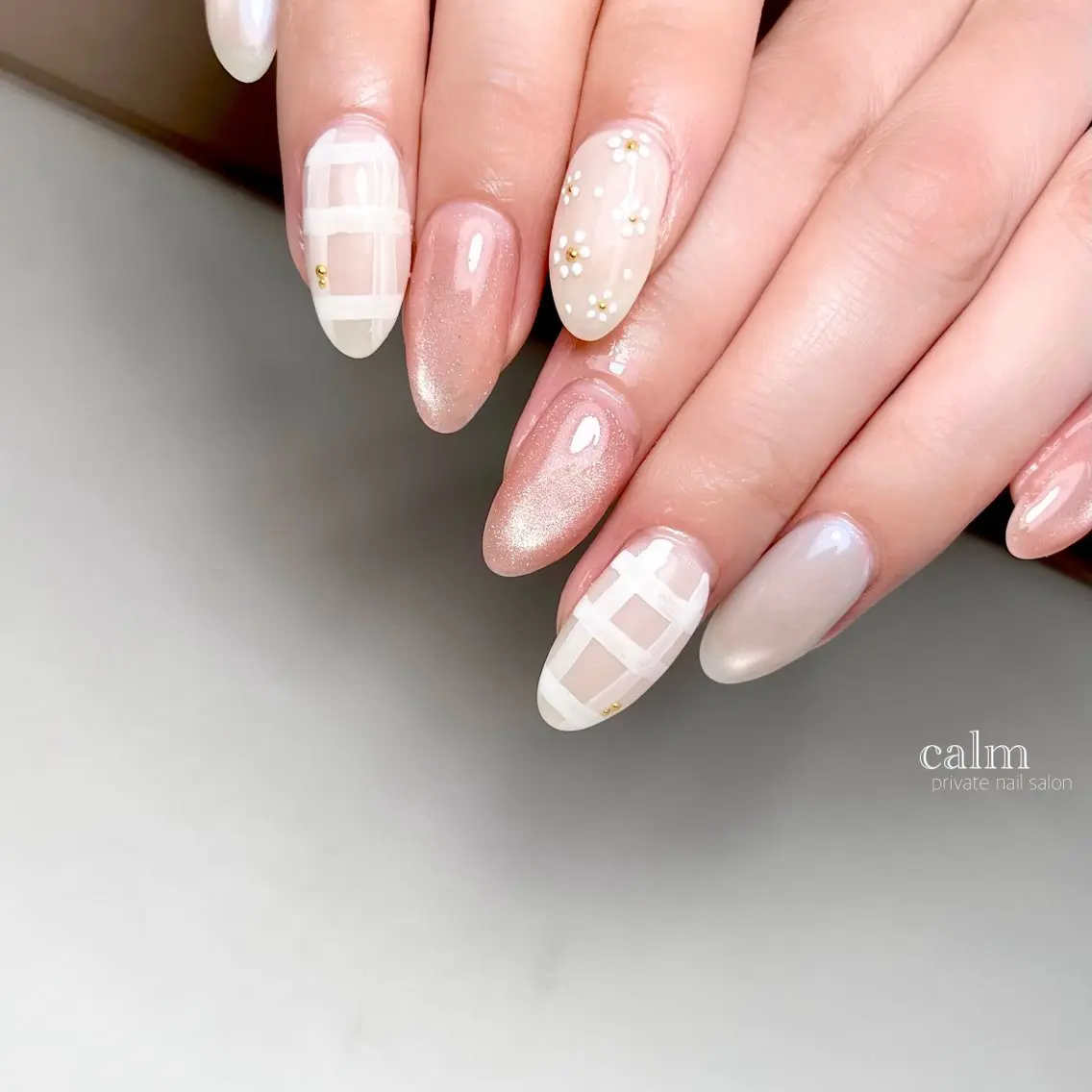 ネイル ハンドネイル calm 〔ｶｰﾑ〕のネイルデザイン