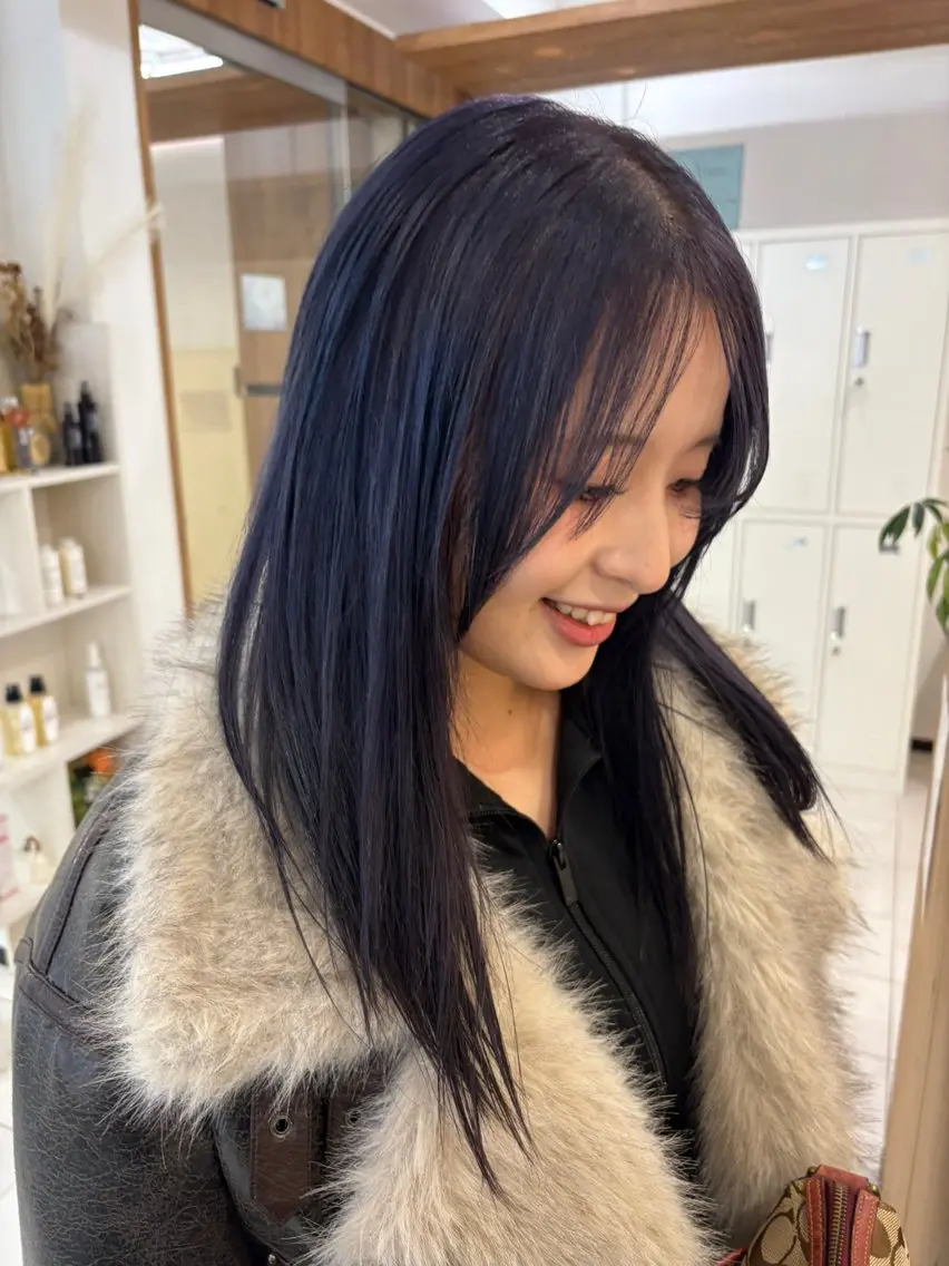 ロング カラー ブリーチ ラベンダーカラー カット ヘアカラー トリートメント レイヤー/透明感 カラー/ユウカのヘアスタイル