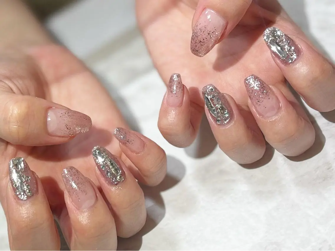 ネイル フットネイル ニュアンスネイル シンプルネイル 春ネイル ストーンネイル nail fufla ♡yamane♡のネイルデザイン