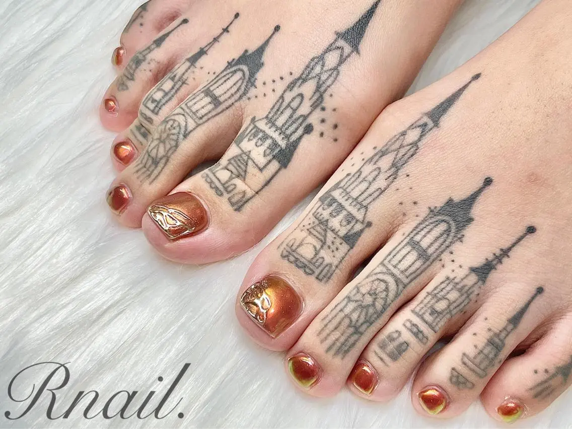 ネイル ニュアンスネイル フットネイル R nail.のネイルデザイン
