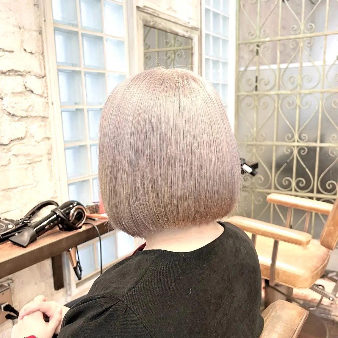 ショート カラー ベージュカラー ホワイトベージュ ボブ ✨ブリーチ支持No1 複雑履歴修正/舘岡のヘアスタイル