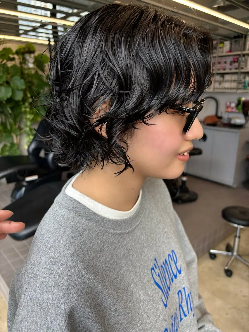 ミディアム カラー ボブレイヤー ミディアムパーマ ボブ レイヤーカット カット ヘアカラー トリートメント 似合わせカット レイヤー/ボブのヘアスタイル