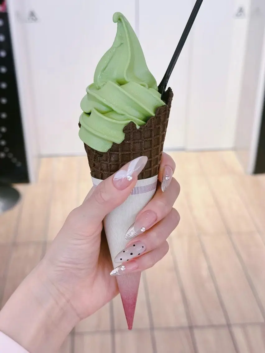 ネイル ハンドネイル Moci Nail Salonのネイルデザイン
