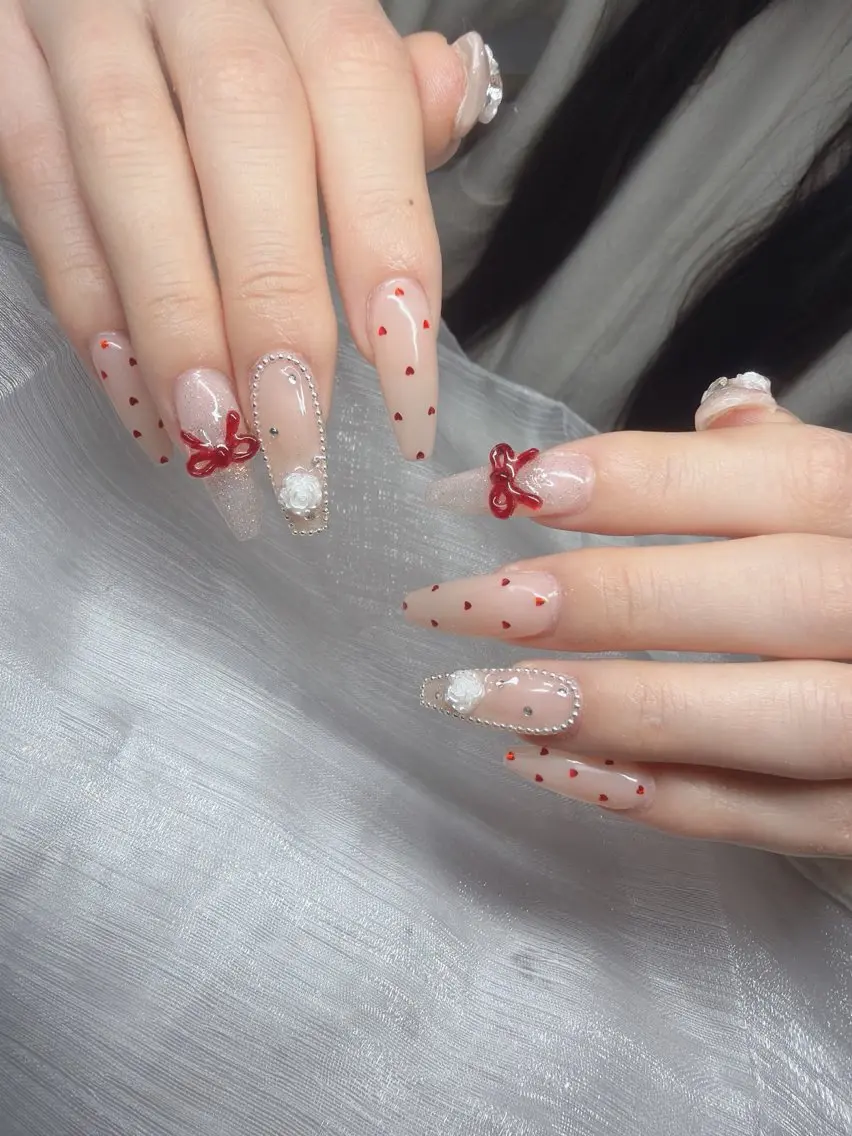 ネイル ハンドネイル Lee Nailsのネイルデザイン