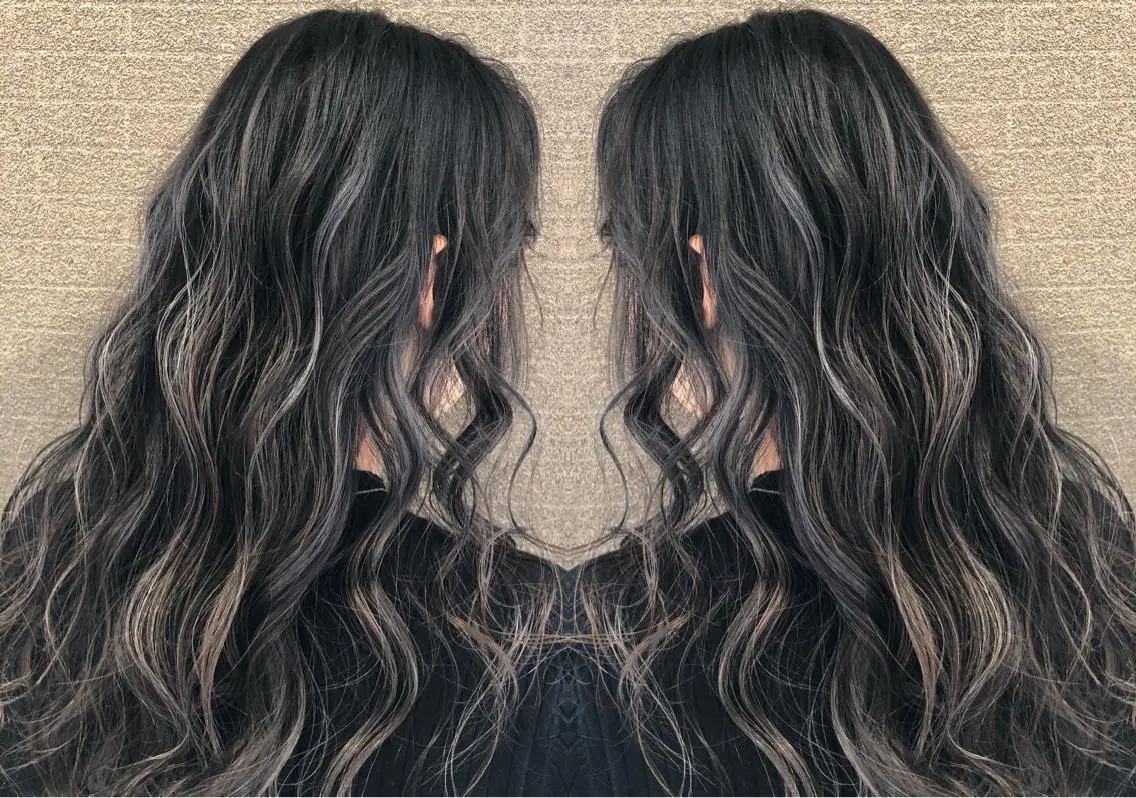セミロング カラー ヘアアレンジ バレイヤージュ デザインカラー ハイライトカラー ハイライト レイヤーカット アンドウ ユウ/ レイヤーカット/韓国のヘアスタイル