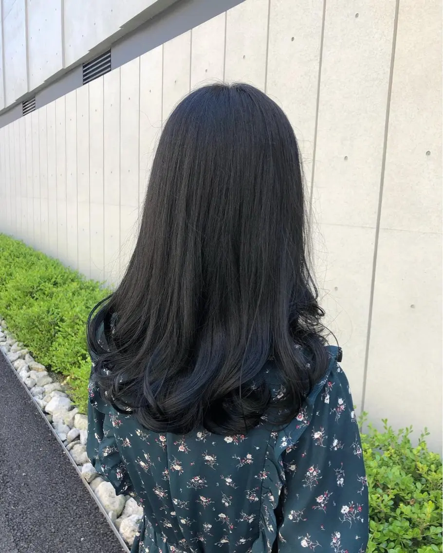 ロング カラー 黒髪 ブルーカラー ブルーブラック 🌸透明感艶 カラー🌸Yuukiのヘアスタイル