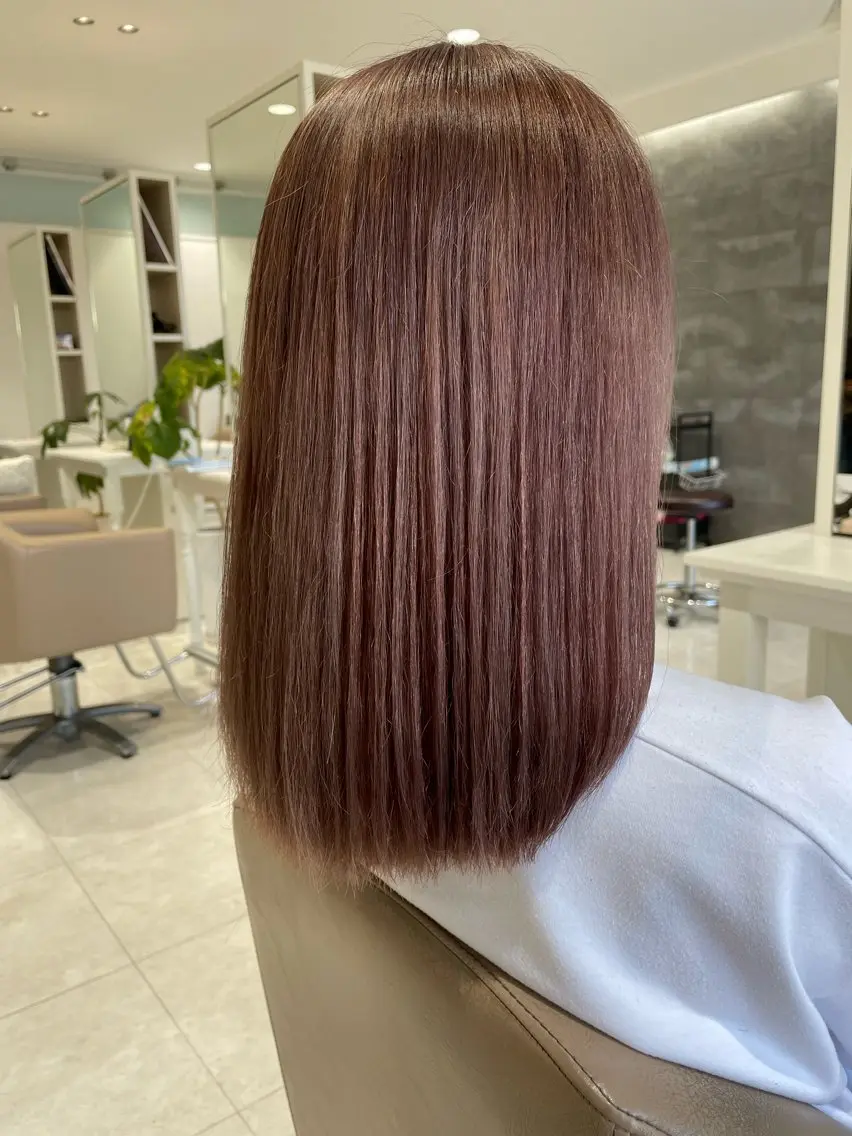 セミロング YOKOI SHINJIのヘアスタイル