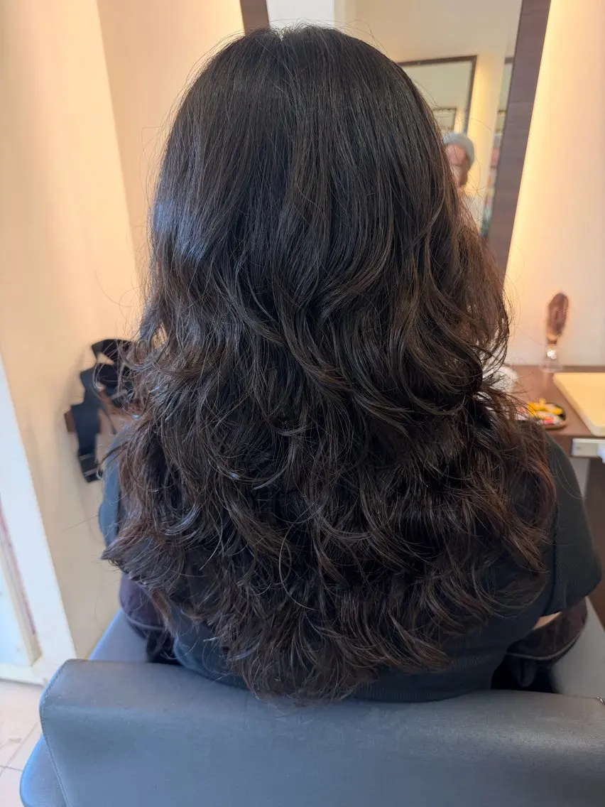 セミロング パーマ セミロングパーマ レイヤーカット 水口 由花のヘアスタイル