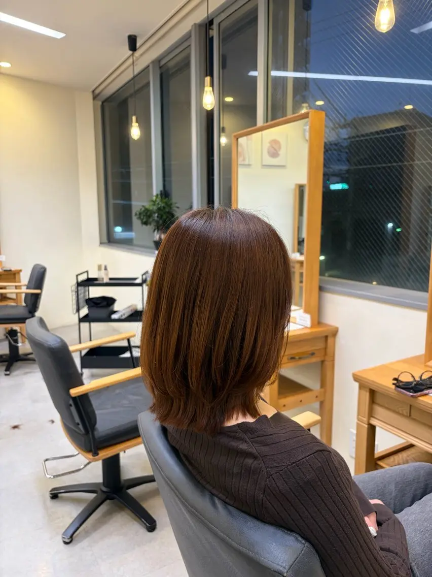 ミディアム ボブレイヤー ボブ くびれヘア レイヤーカット 村上 一葉のヘアスタイル