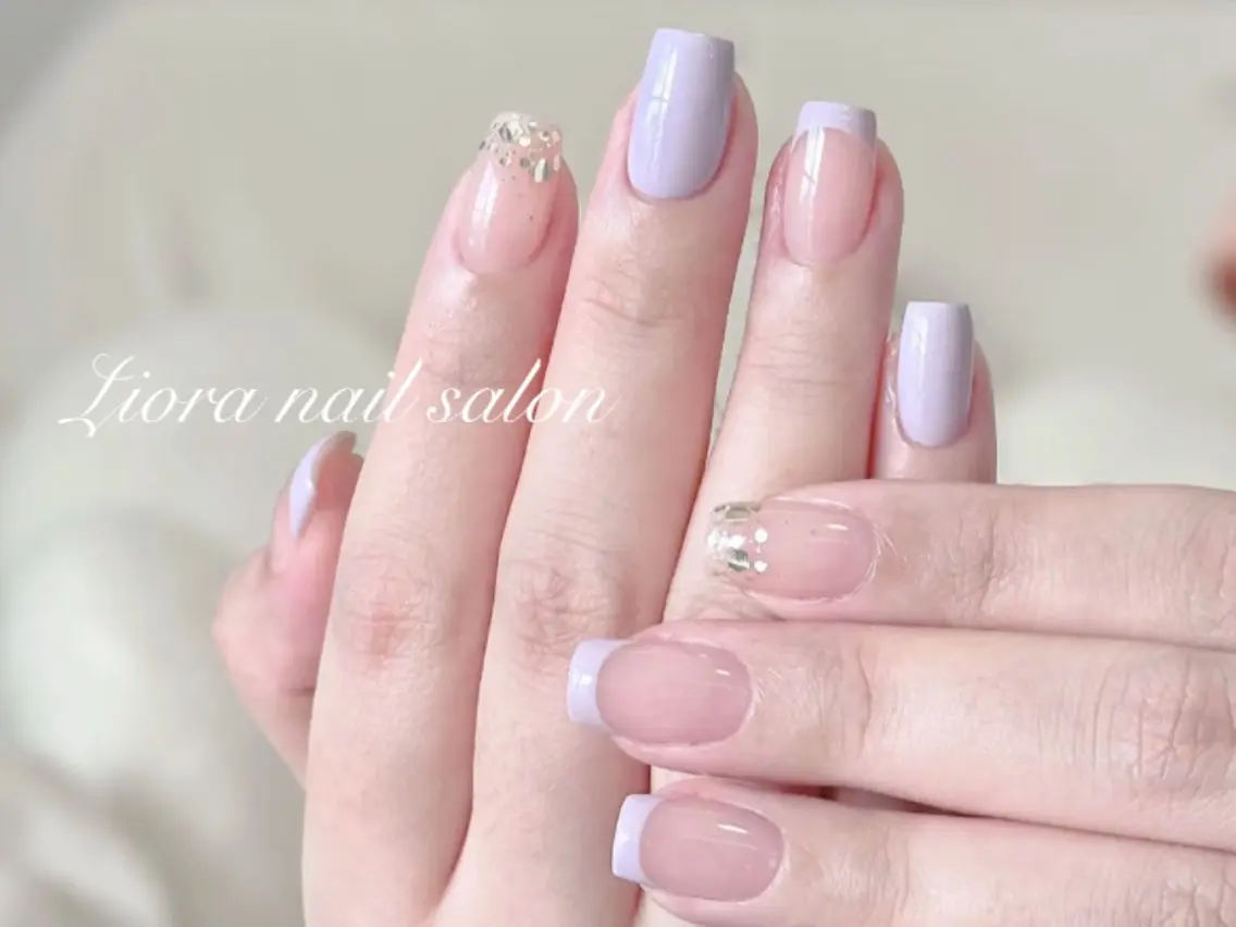 ネイル フレンチネイル ジェルネイル ガーリー グラデーション キラキラネイル ハンドネイル Liora nailのネイルデザイン