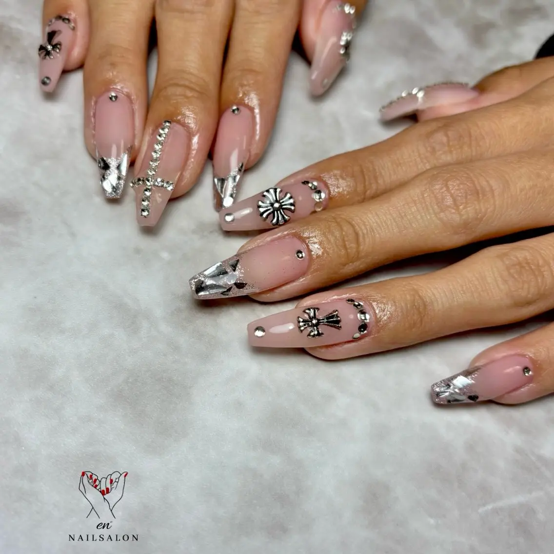 ネイル ハンドネイル NAILSALON en+沖縄市美原のネイルデザイン