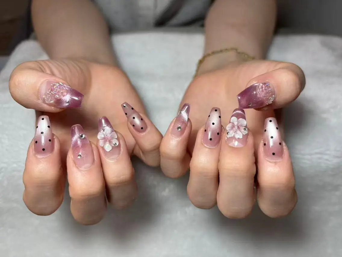 ネイル 持ち込み Amina nail salonのネイルデザイン