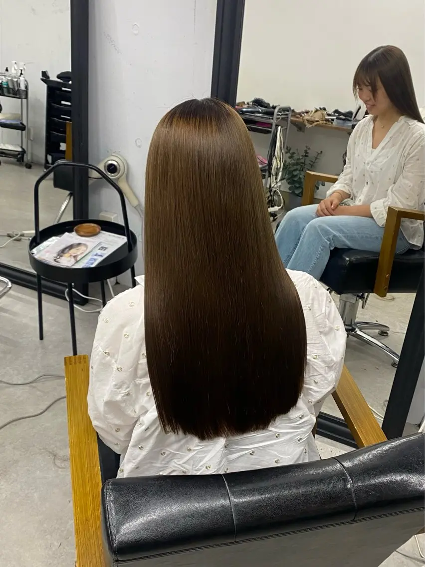 ロング カット ヘアカラー トリートメント 太田 すず香のヘアスタイル
