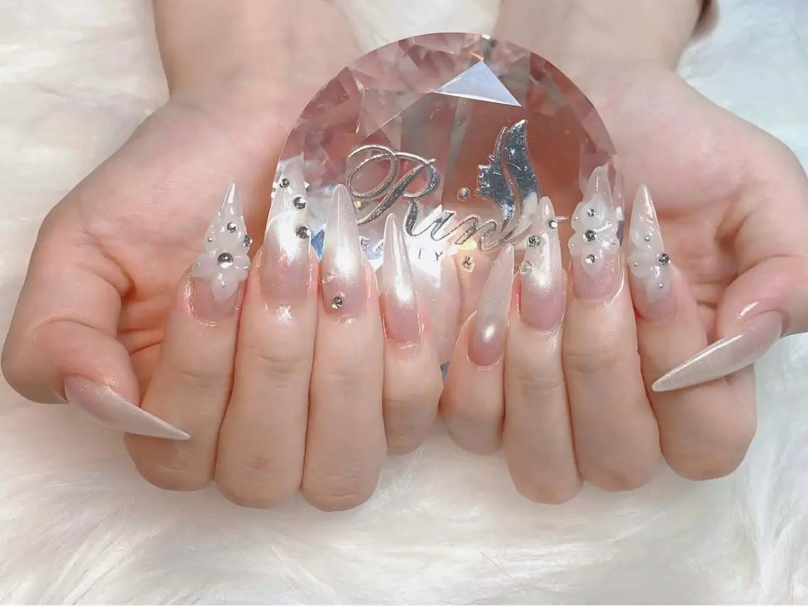 ネイル オーロラネイル ブルー フットネイル ジェルネイル 氷ネイル・うるうるネイル ハンドネイル Rin Nail 新大久保店のネイルデザイン