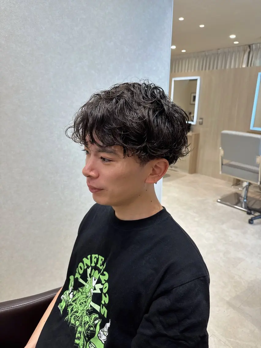 パーマ メンズヘア特化 廣田和也のヘアスタイル