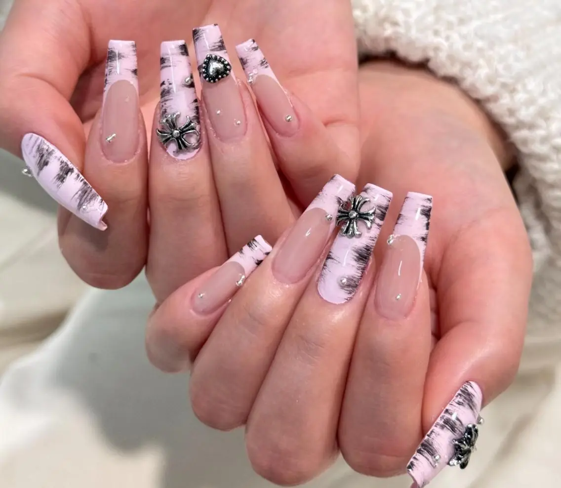 ネイル ハンドネイル エリ🫧 nail池袋東口のネイルデザイン