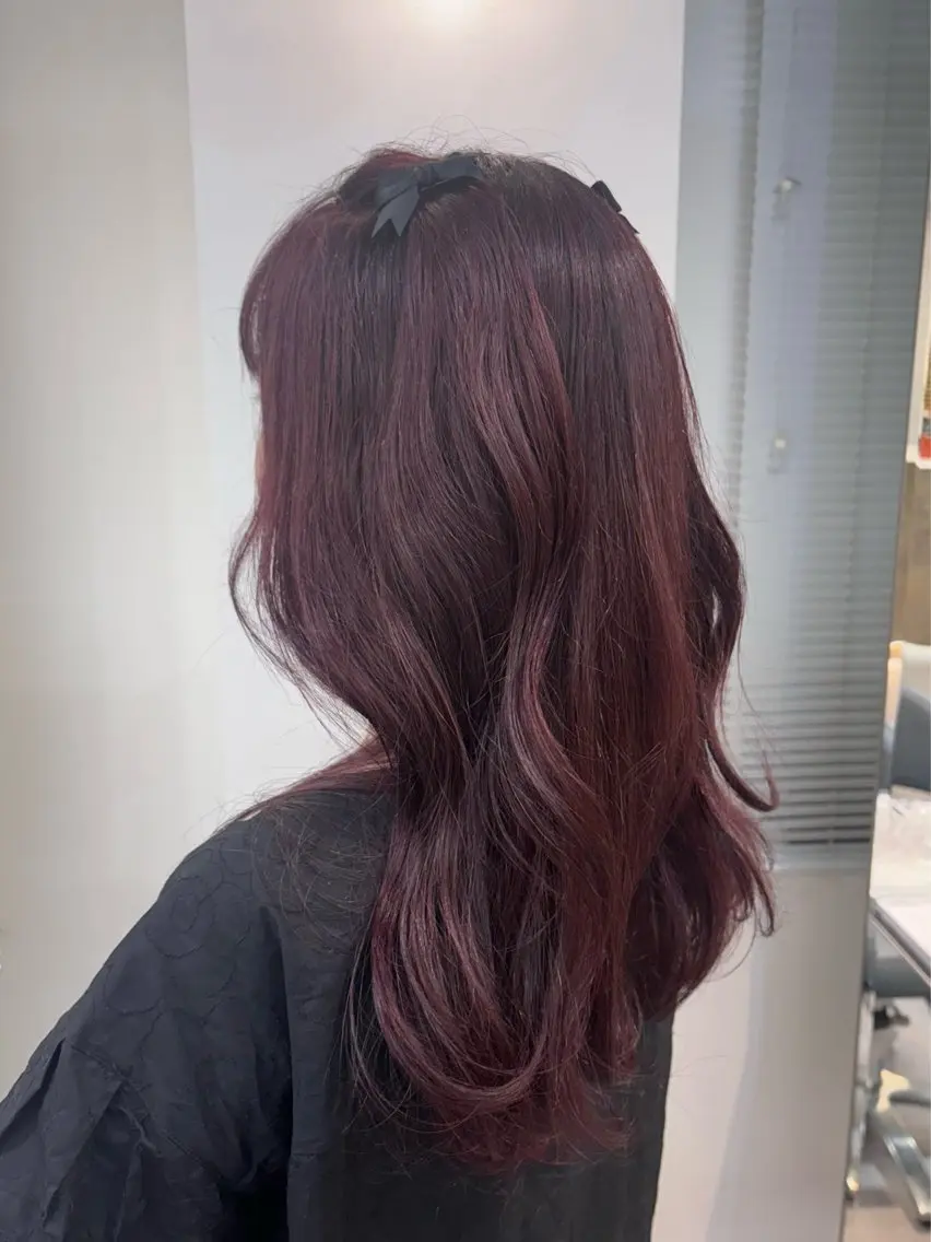 セミロング カラー ピンクカラー momochan🍑 やわらかいボブ♡のヘアスタイル