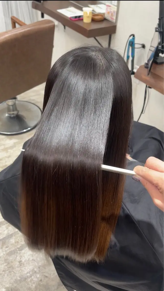 ロング 縮毛矯正 トリートメント LABO. 門屋和香那のヘアスタイル