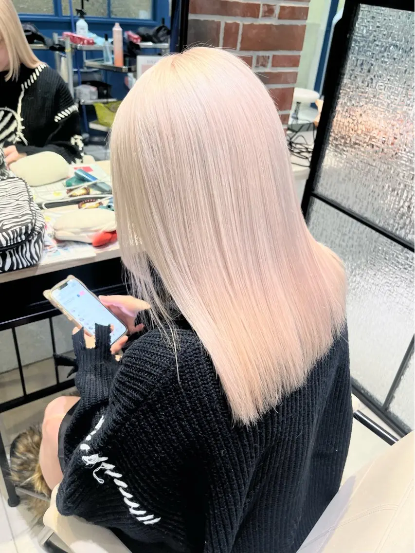 【20’s女子に人気🌈】透明感ブリーチカラー💫 今っぽ垢抜けカラーに✨▶22660円 → 13,596円の写真