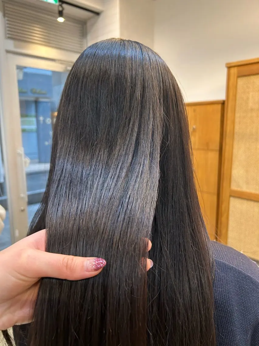 ロング パーマ 明津 桜空のヘアスタイル