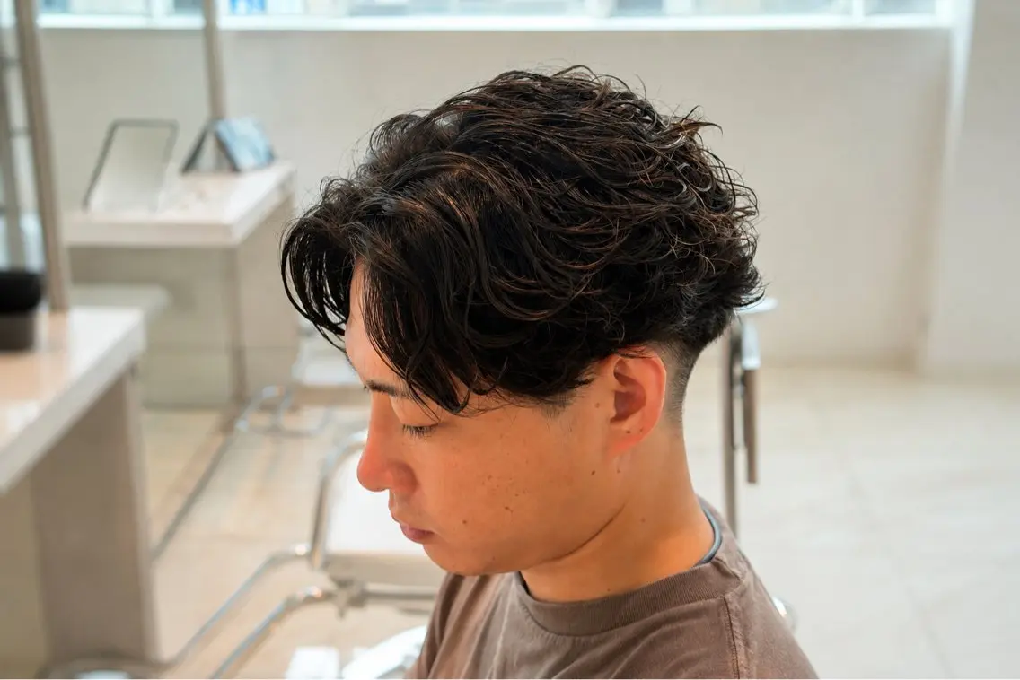 パーマ カット パーマ 女性モデル募集中‼️ メンズパーマ片岡優介のヘアスタイル