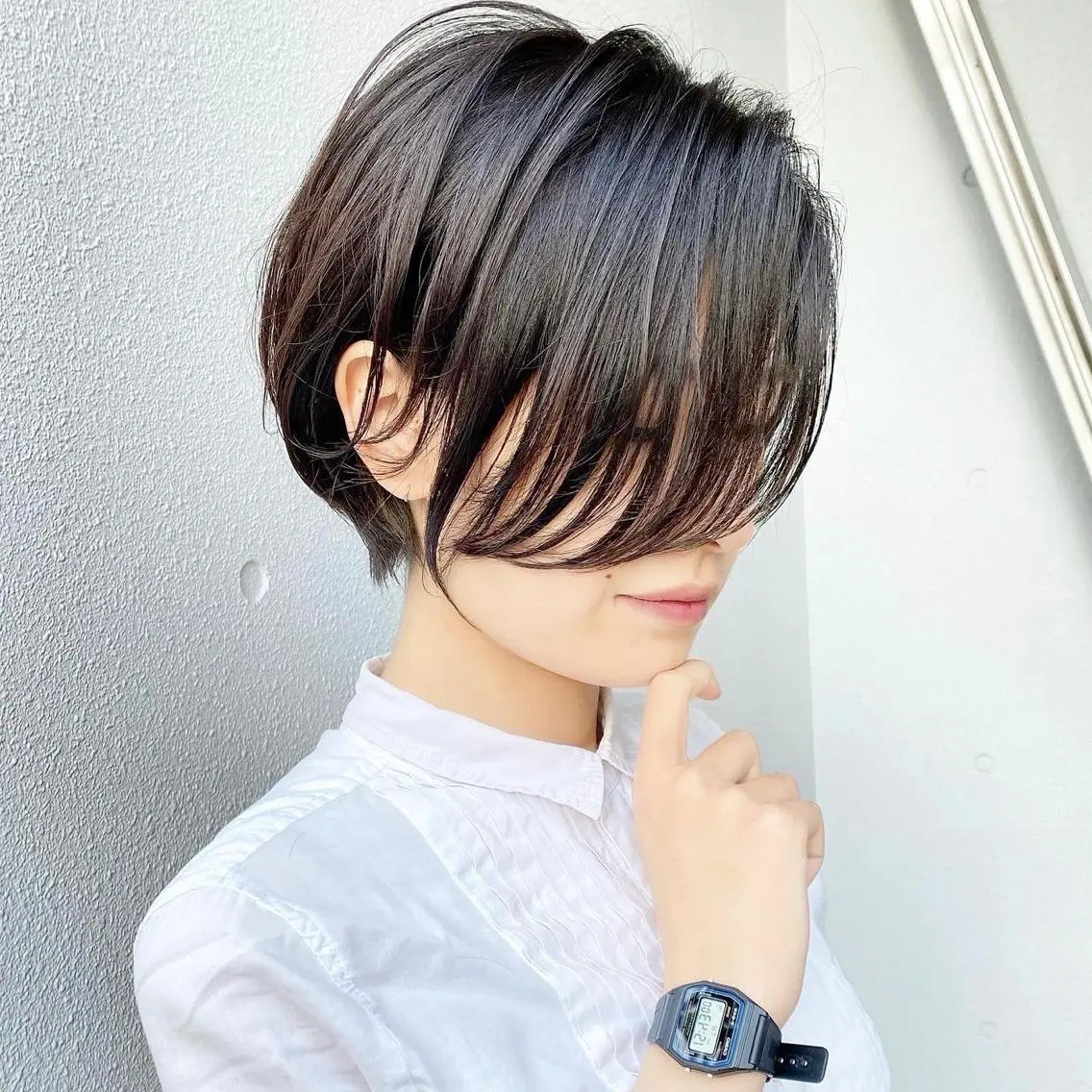 ショート カラー ブリーチ ケアブリーチ ダブルカラー ハイライトカラー イルミナカラー 中北篤志 ショートボブのヘアスタイル
