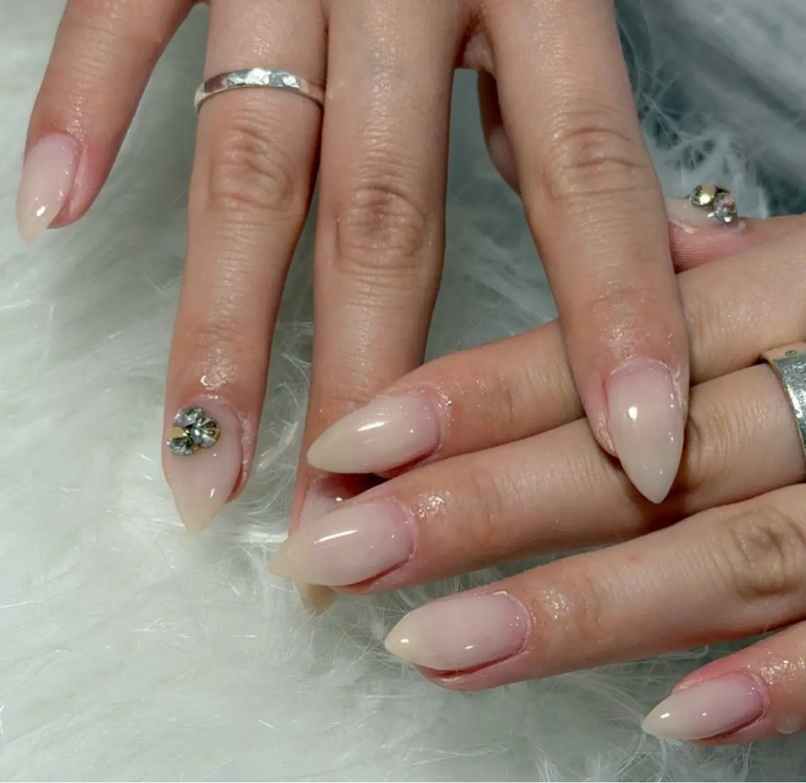 ネイル ハンドネイル LAVISH sakiのネイルデザイン