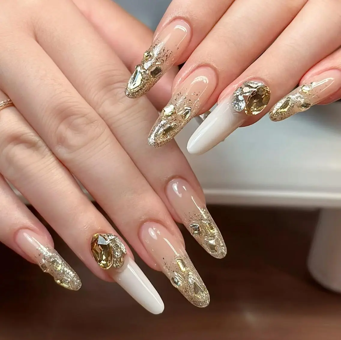 ネイル ハンドネイル エリ🫧 nail池袋東口のネイルデザイン