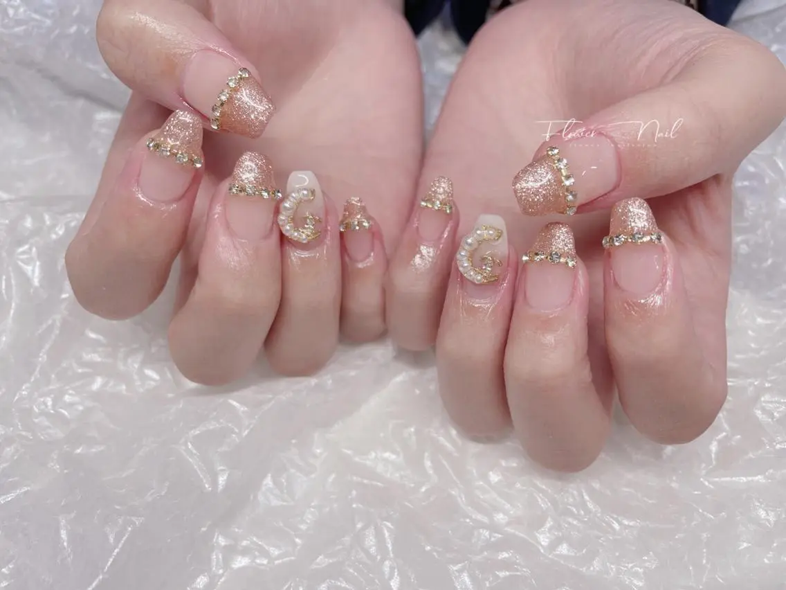 ネイル ストーンネイル Flower nailのネイルデザイン