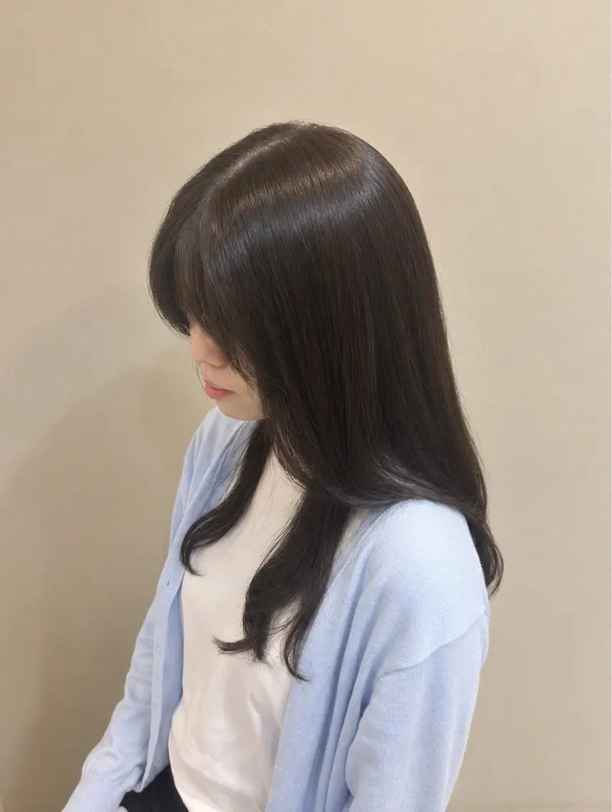 ロング カラー ブラウンカラー 透明感カラー オリーブブラウン ヘアカラー 井上 晴菜のヘアスタイル