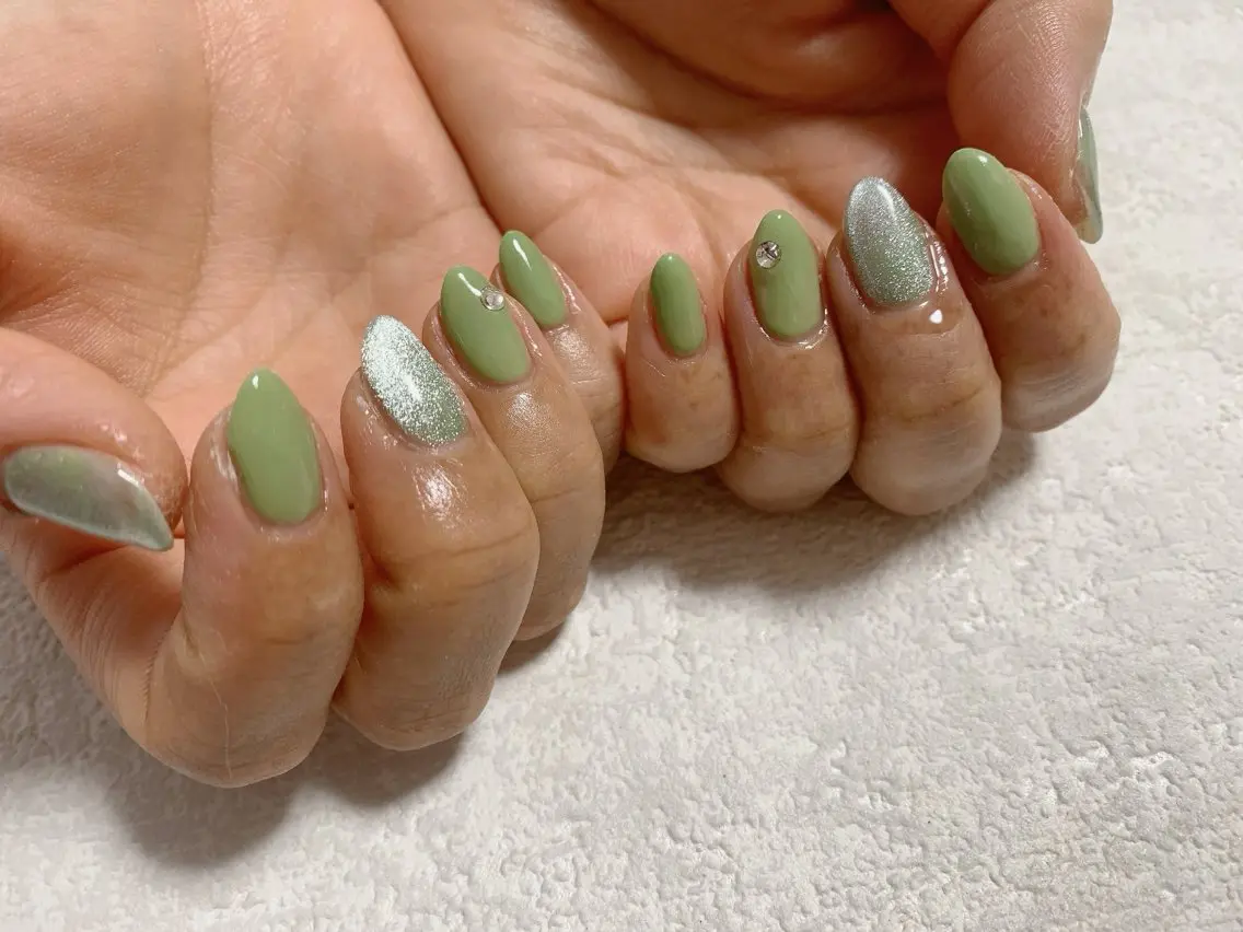 ネイル ジェルネイル マグネットネイル メンズネイル パラジェル 春ネイル kiki nail たまプラーザのネイルデザイン