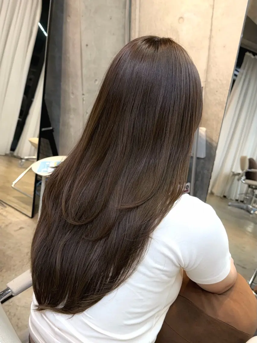 ミディアム カラー ヘアカラー 暗すぎず明るすぎない 透明感カラー/真菜のヘアスタイル