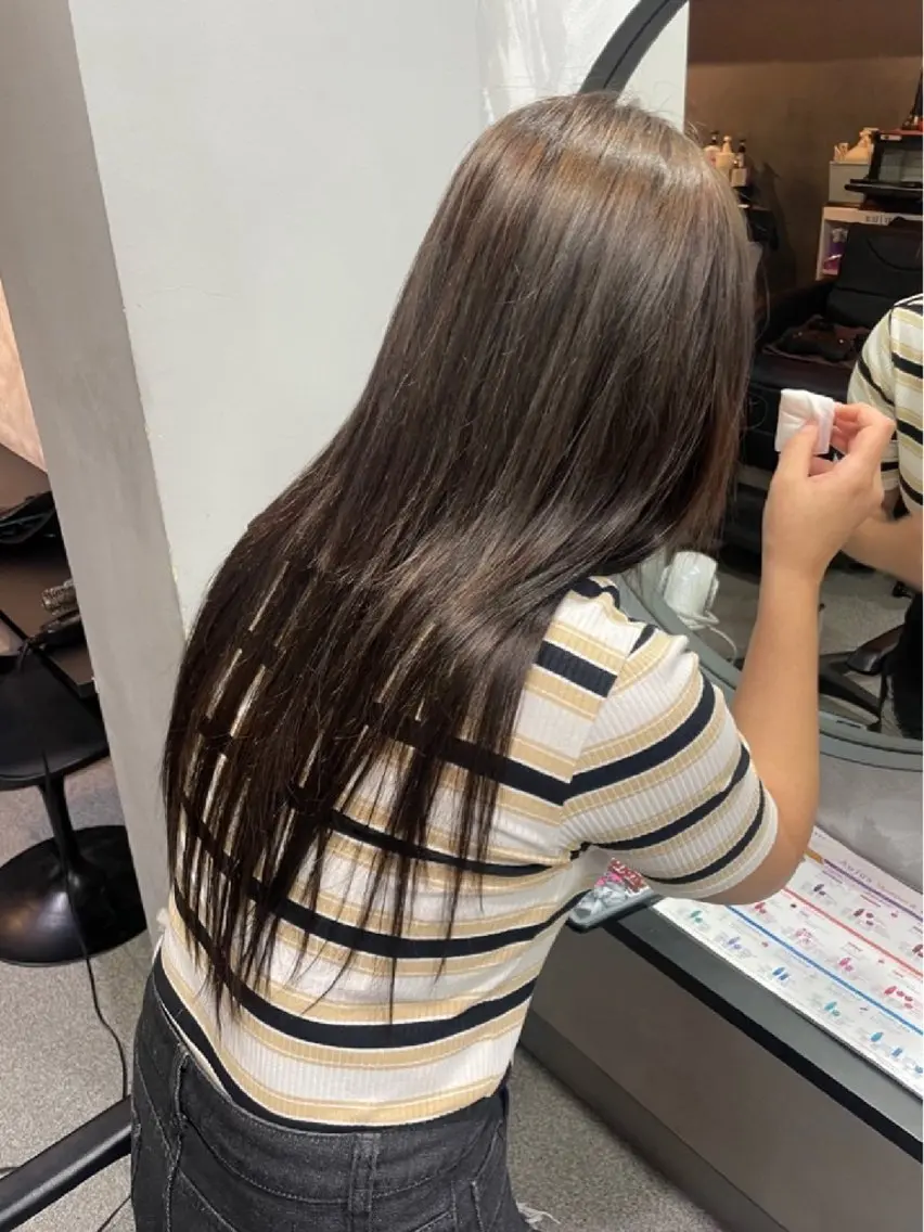 ❣️❣️人毛100%シールエクステ60本&馴染ませカラー❣️❣️ベージュ、ブラック、ブラウンのみ対応可能の写真