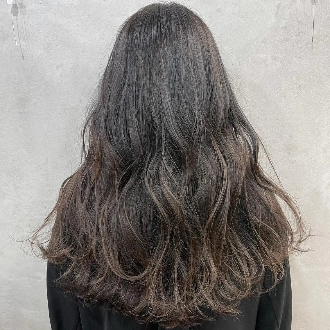 ロング カラー ブリーチダブルカラー 【koide】のヘアスタイル