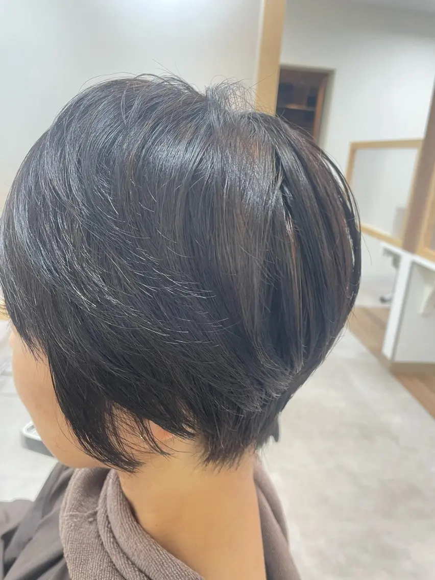 ショート カラー パーマ ショートヘア 小顔カット 葭葉 久美子のヘアスタイル