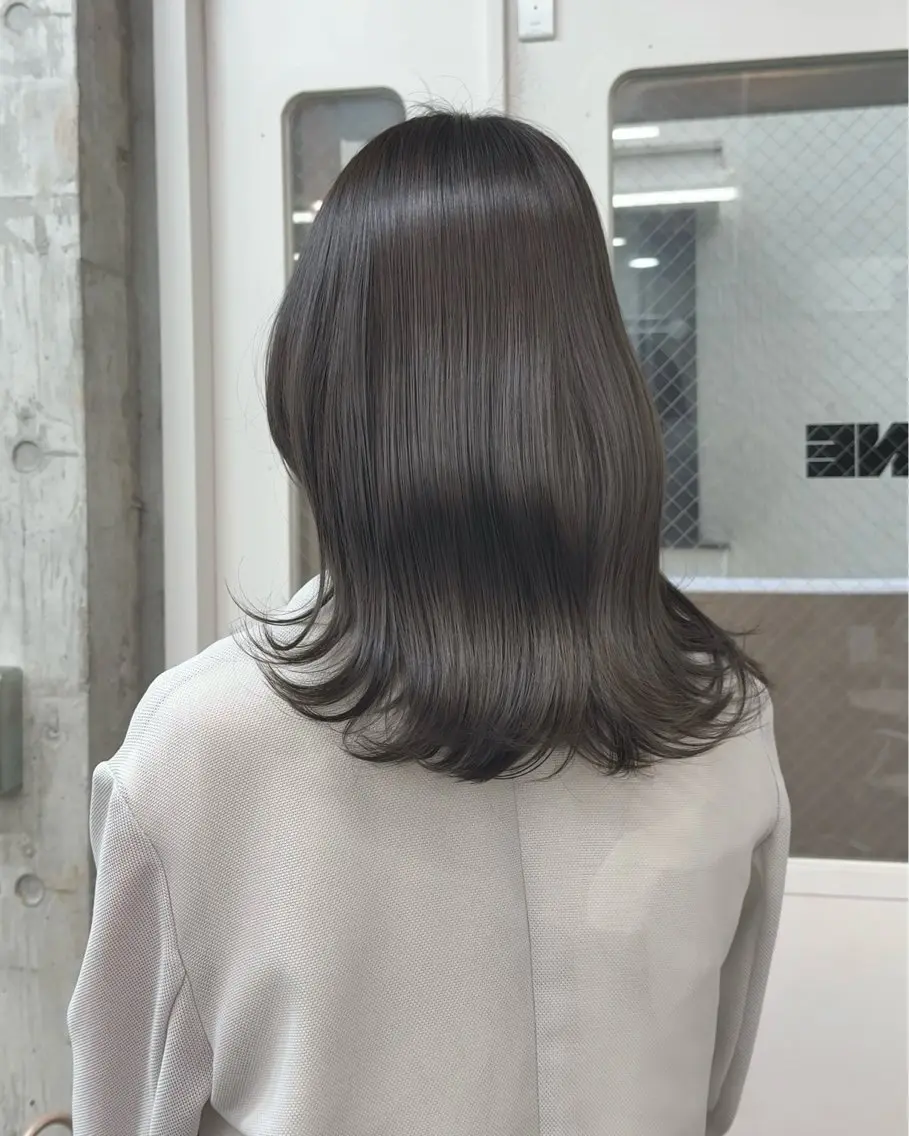 ミディアム カラー ブリーチ ブリーチなしカラー カット ヘアカラー トリートメント 高橋大樹/グレー ジュ/ブリーチなしのヘアスタイル