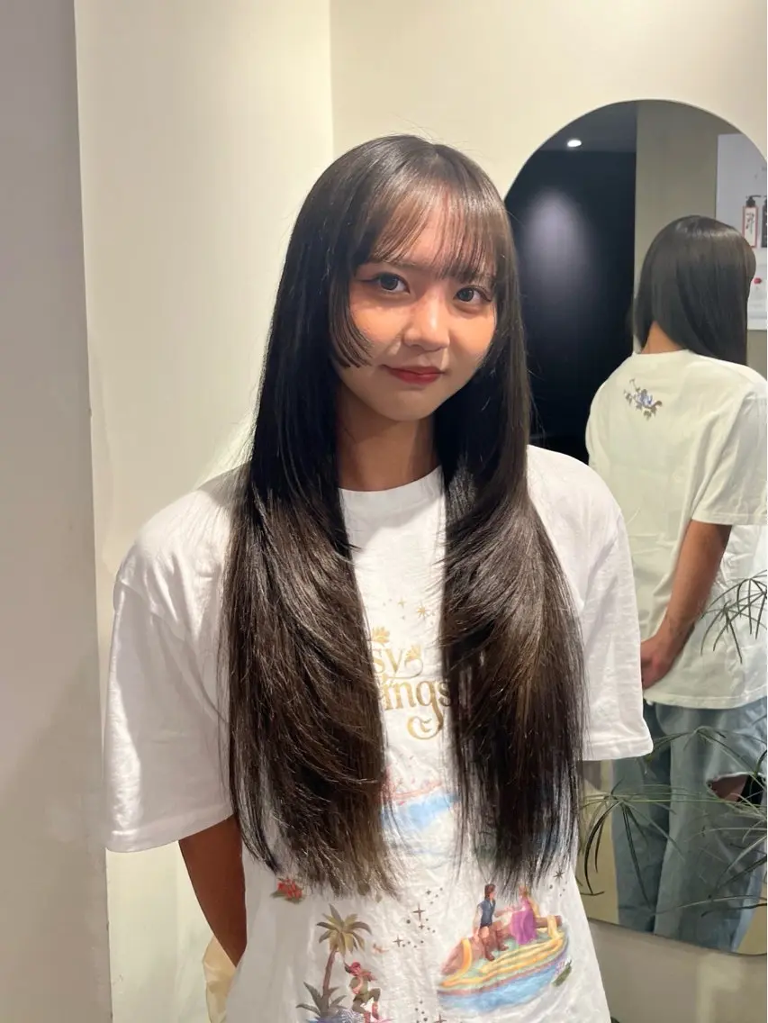 ロング カラー グレージュ 姫カット レイヤーカット ヘアカラー 本木下朋花/髪質 改善×ダブルカラーのヘアスタイル