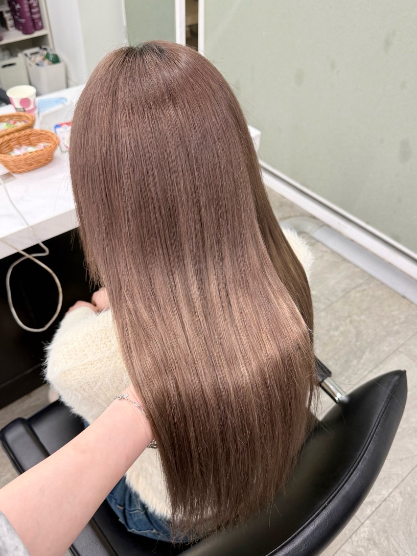 ロング カラー エクステ 🩶ハイトーン × プルエク🩶MIWAのヘアスタイル