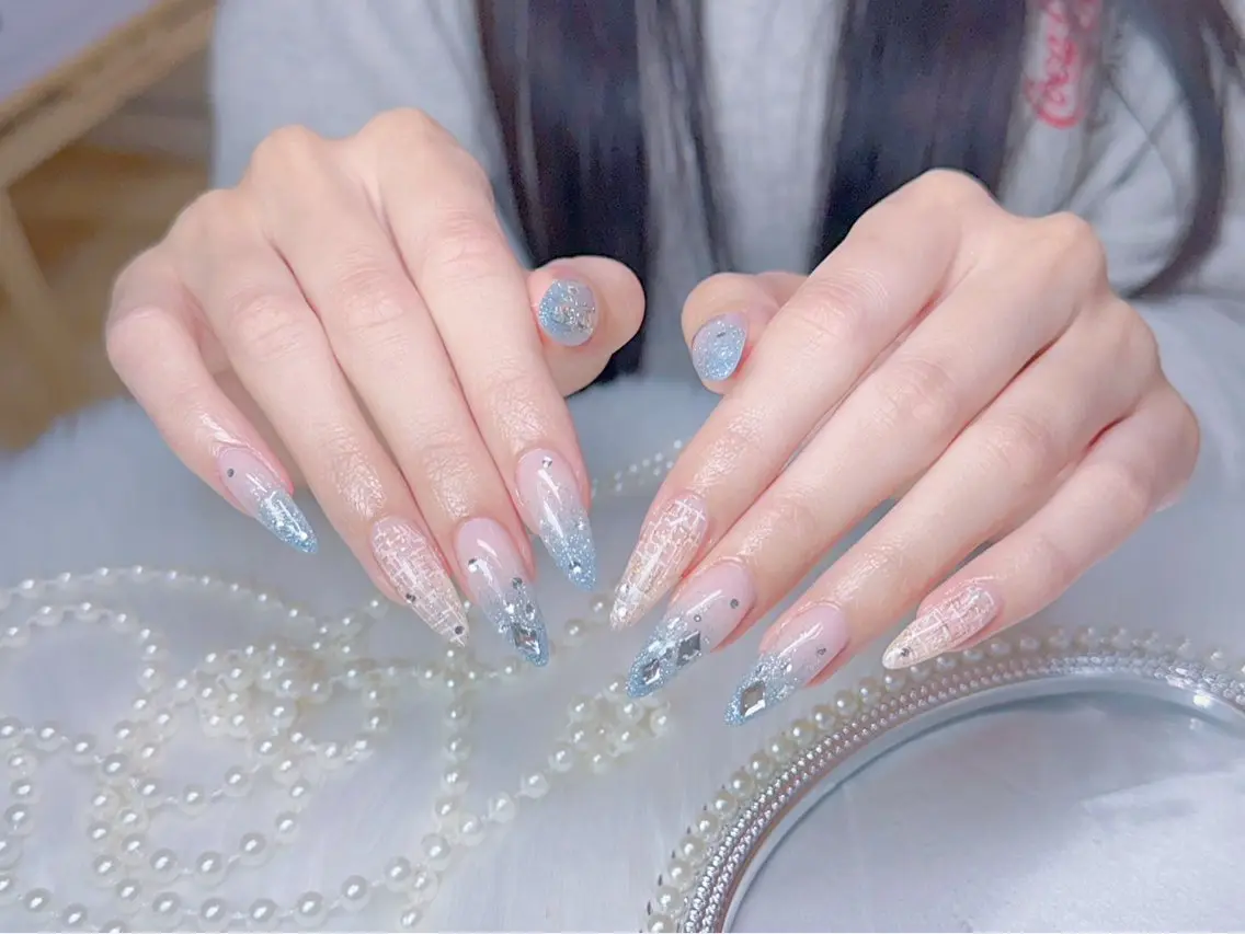 ネイル MIYU．nail Mariaのネイルデザイン