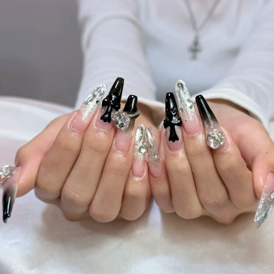 ネイル 桜ネイル 長さ出し フレンチネイル 韓国ネイル マグネットネイル ハンドネイル Kiwami nailsalonのネイルデザイン